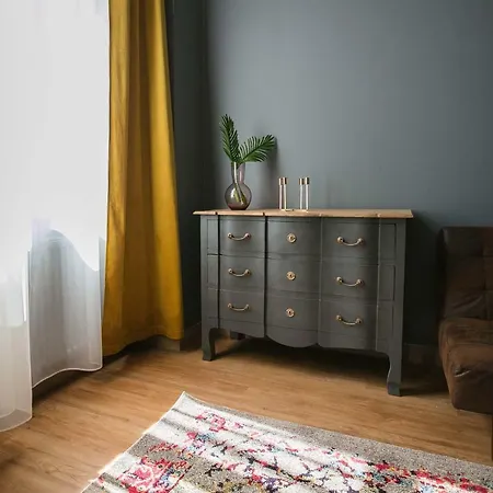 8 Suites Appartamento Budapest