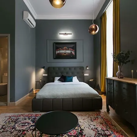 Апартаменты 8 Suites *